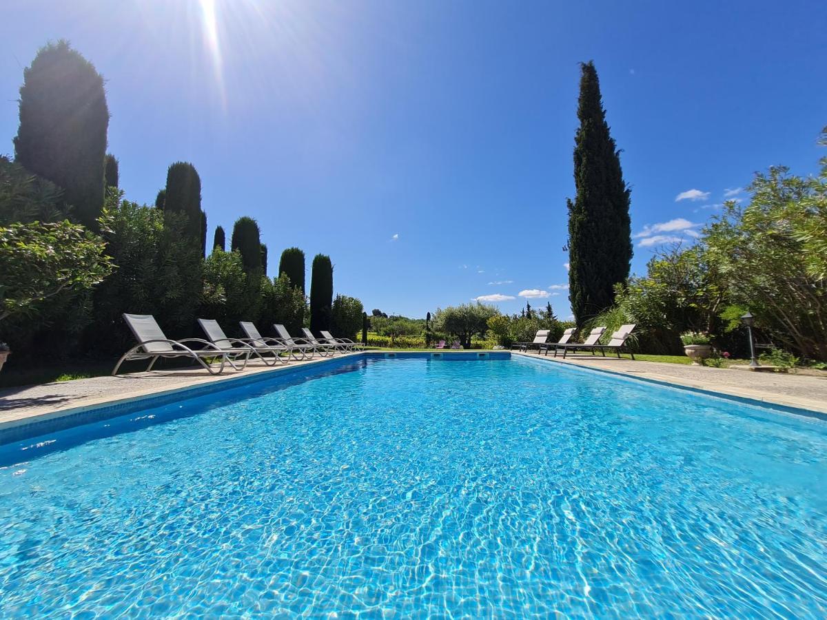 Domaine La Condamine Crillon Le Brave Hotell Exteriör bild