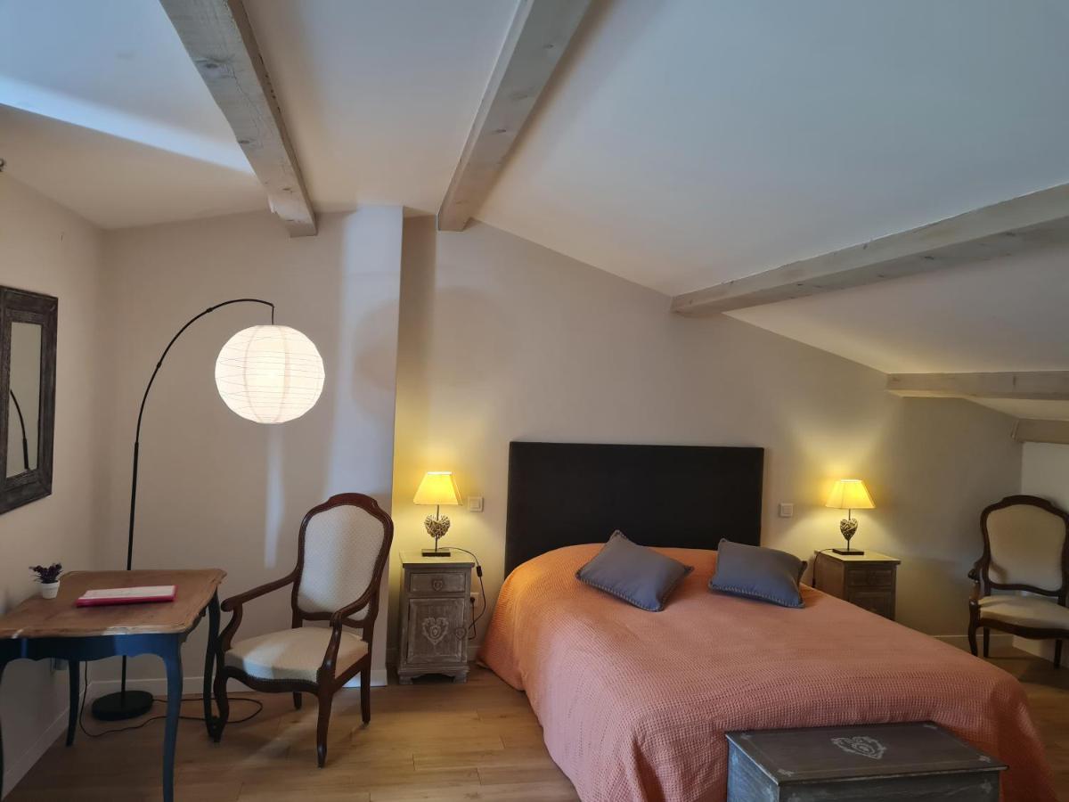 Domaine La Condamine Crillon Le Brave Hotell Exteriör bild